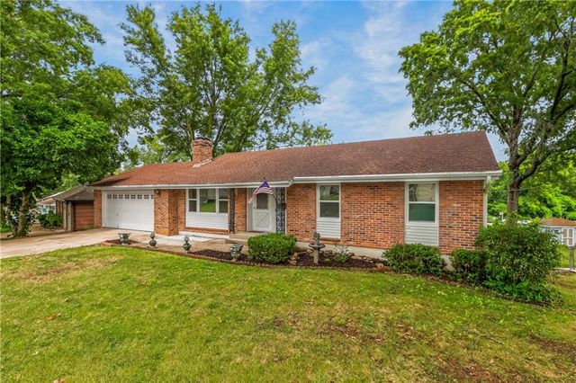 10300 E 72nd Street, Raytown, MO 64133