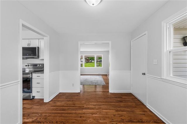 10300 E 72nd Street, Raytown, MO 64133