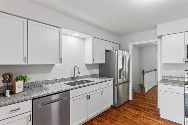 10300 E 72nd Street, Raytown, MO 64133