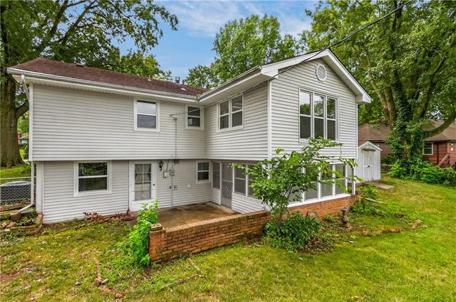 10300 E 72nd Street, Raytown, MO 64133