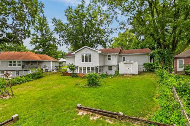 10300 E 72nd Street, Raytown, MO 64133