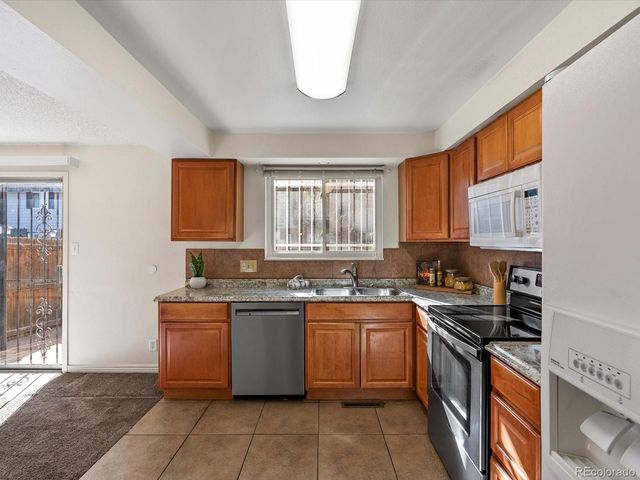 3061 W 92nd Avenue 13E, Westminster, CO 80031