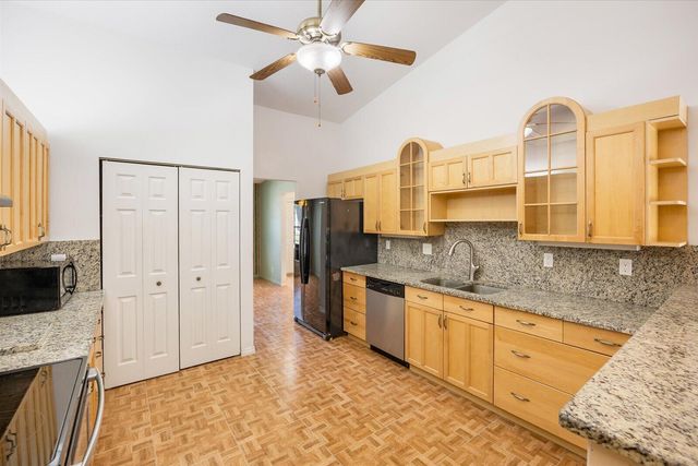 1799 SE BLOCKTON Avenue, Port St. Lucie, Port St Lucie, FL 34952