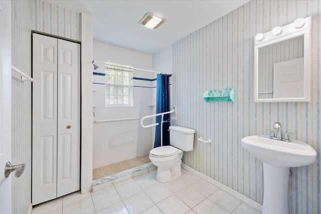 1799 SE BLOCKTON Avenue, Port St. Lucie, Port St Lucie, FL 34952