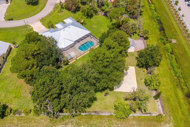 1799 SE BLOCKTON Avenue, Port St. Lucie, Port St Lucie, FL 34952