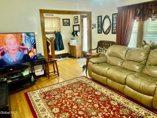 1205 Helderberg Avenue, Schenectady, NY 12306