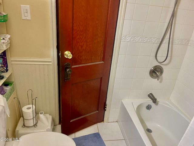 1205 Helderberg Avenue, Schenectady, NY 12306