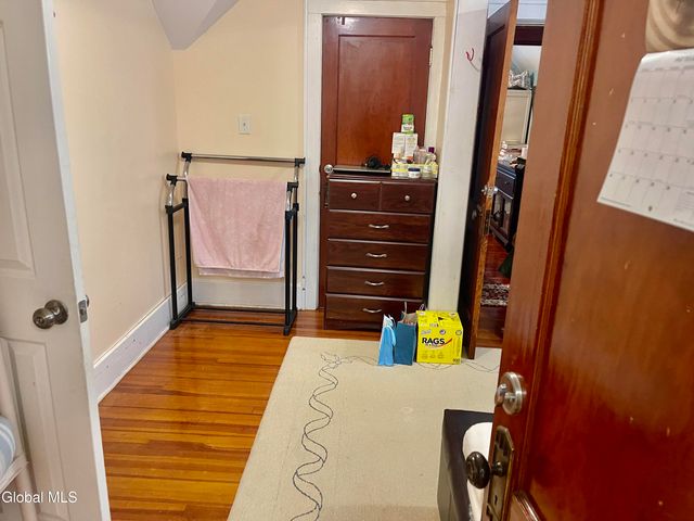 1205 Helderberg Avenue, Schenectady, NY 12306