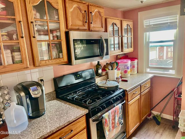 1205 Helderberg Avenue, Schenectady, NY 12306