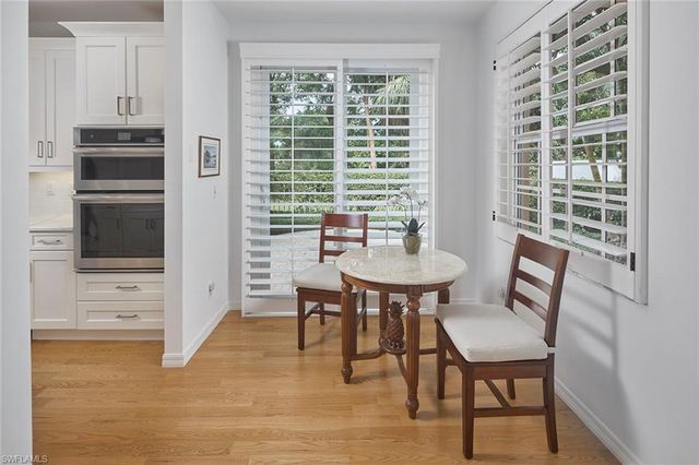 7025 Rue De Marquis 48, Naples, FL 34108