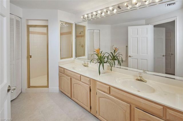 7025 Rue De Marquis 48, Naples, FL 34108