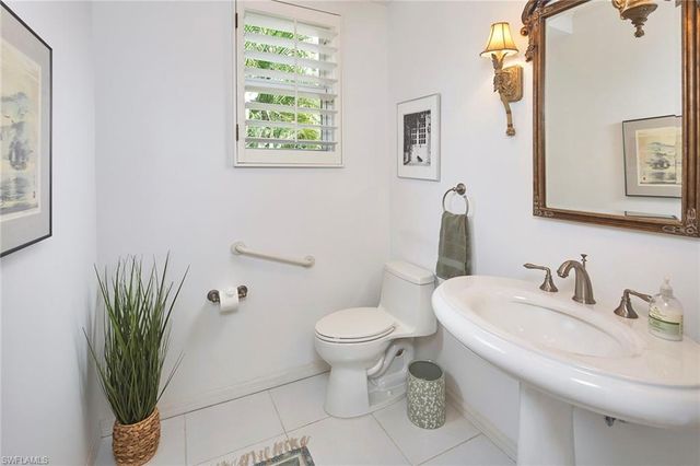7025 Rue De Marquis 48, Naples, FL 34108