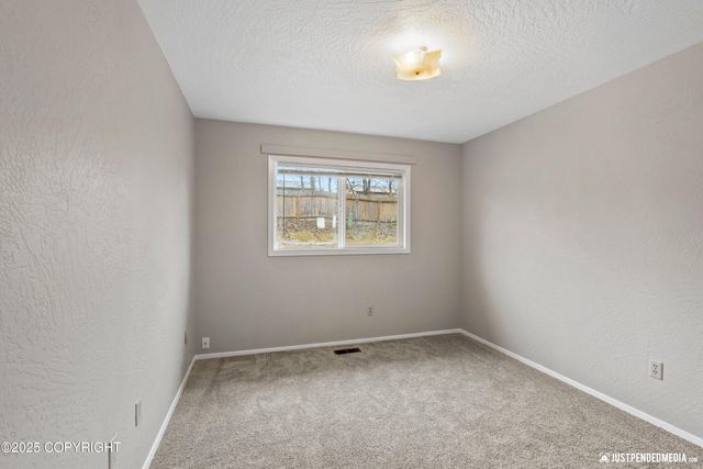 7701 Pleasure View Circle, Anchorage, AK 99507