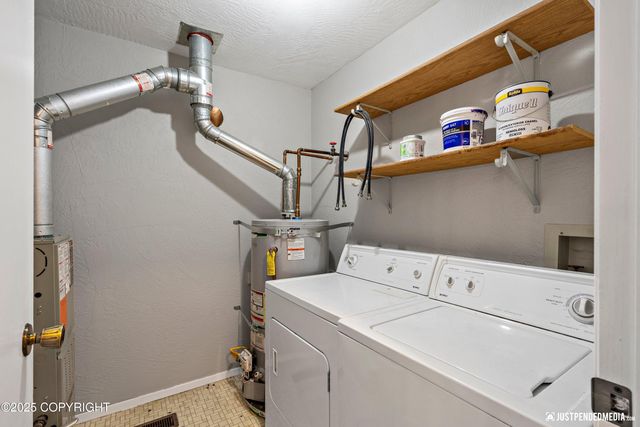 7701 Pleasure View Circle, Anchorage, AK 99507