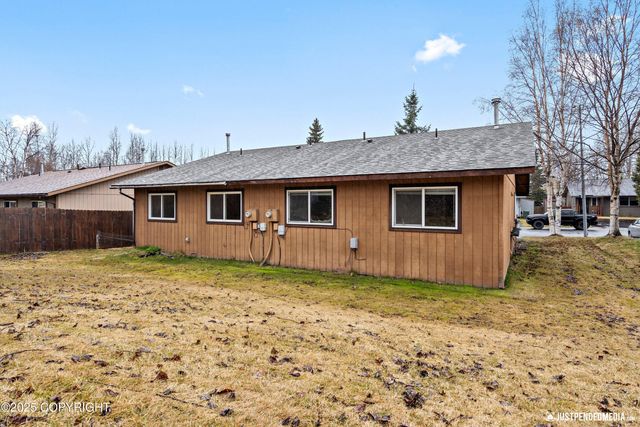 7701 Pleasure View Circle, Anchorage, AK 99507