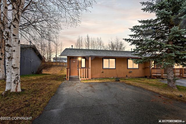 7701 Pleasure View Circle, Anchorage, AK 99507