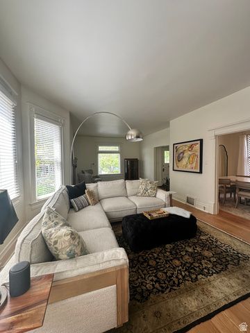 76 N S ST, Salt Lake City, UT 84103