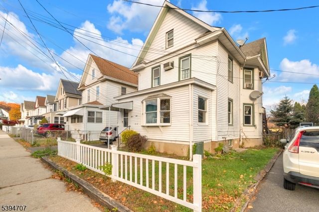 12 Lincoln Ave, Dover Town, NJ 07801