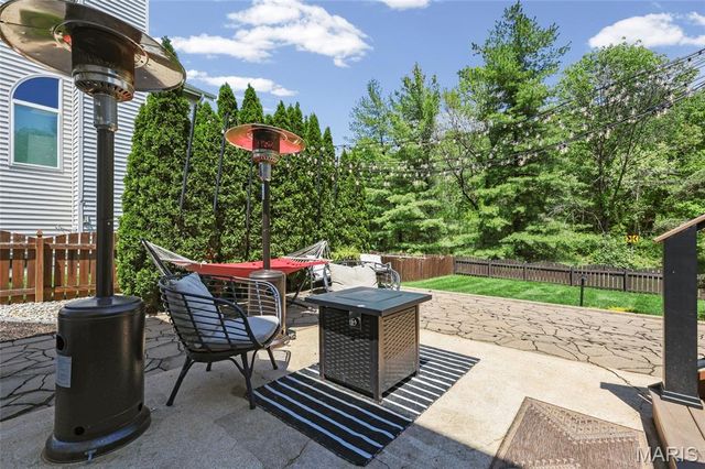 815 Kiefer Trails Drive, Ballwin, MO 63021