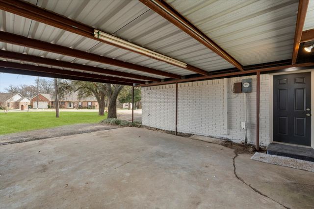 205 Westshore Drive, Wills Point, TX 75169