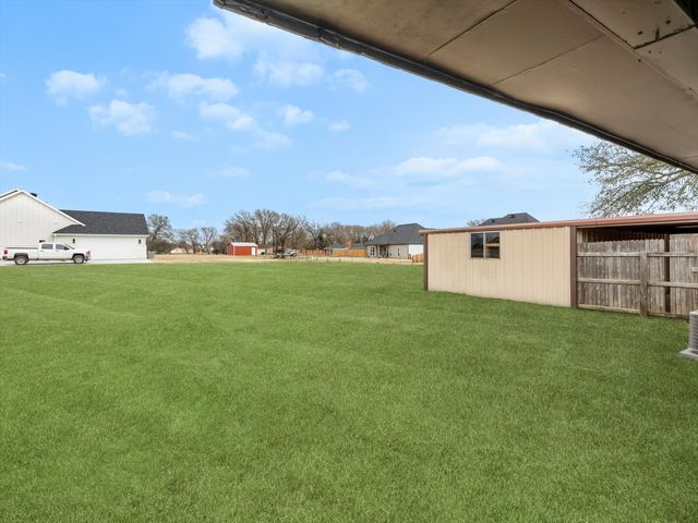 205 Westshore Drive, Wills Point, TX 75169