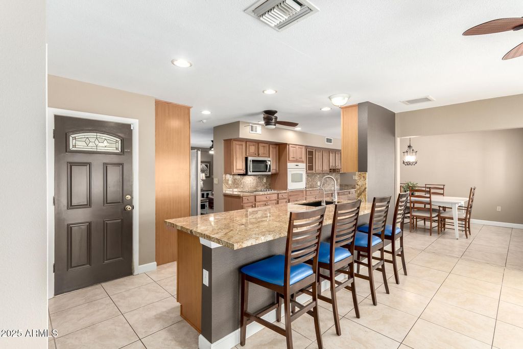 property-img