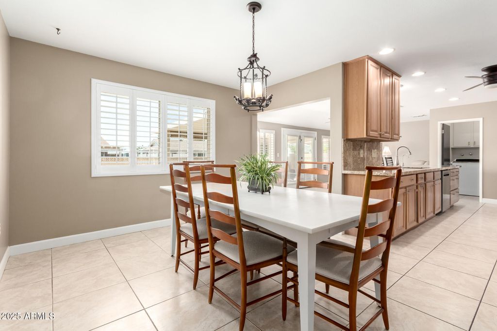 property-img