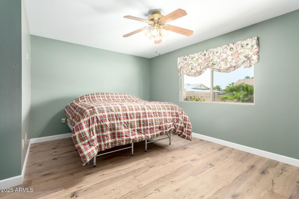 property-img
