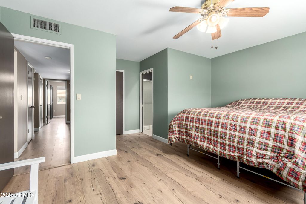 property-img