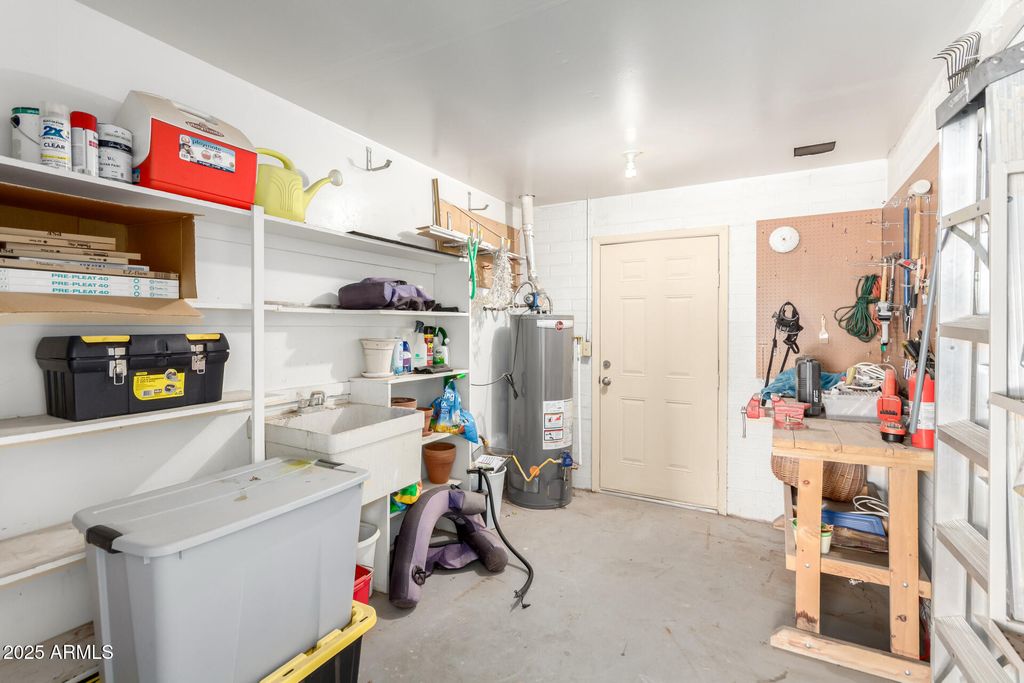 property-img