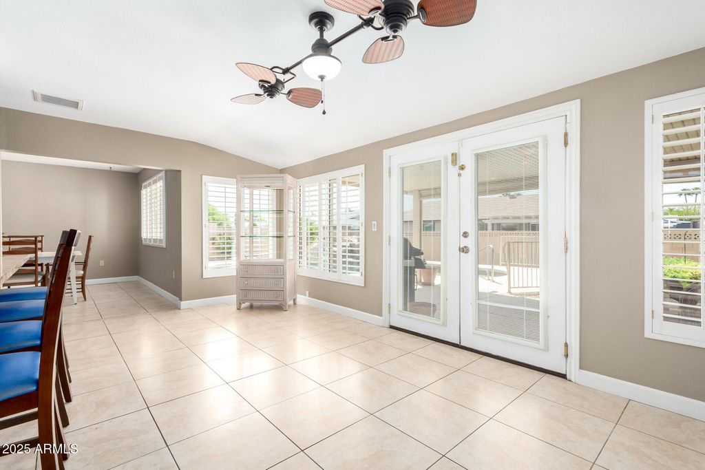 property-img