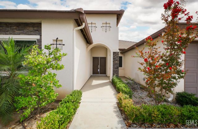 15001 Cotton Blossom Avenue, Bakersfield, CA 93314
