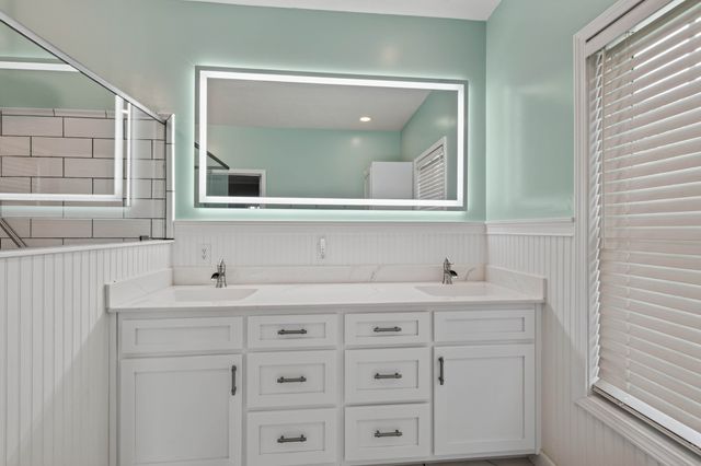 3989 Cadiz Rd, Bumpus Mills, TN 37028