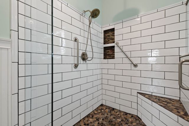 3989 Cadiz Rd, Bumpus Mills, TN 37028