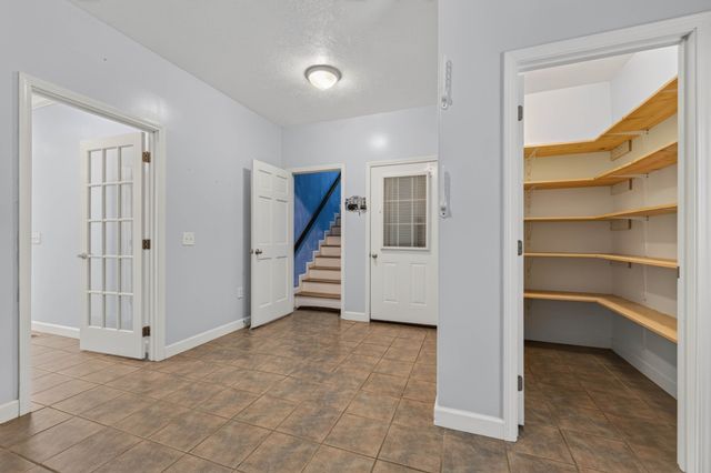 3989 Cadiz Rd, Bumpus Mills, TN 37028