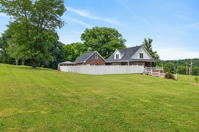3989 Cadiz Rd, Bumpus Mills, TN 37028