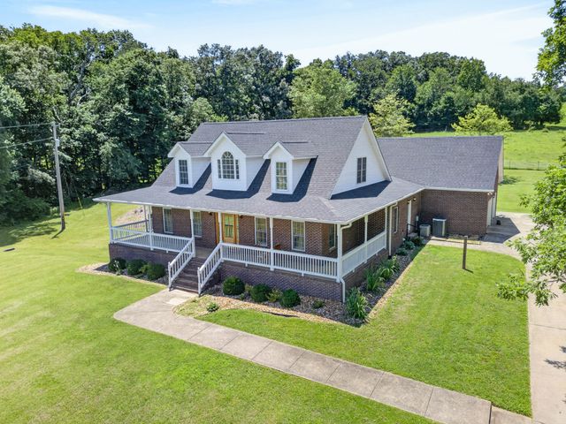 3989 Cadiz Rd, Bumpus Mills, TN 37028