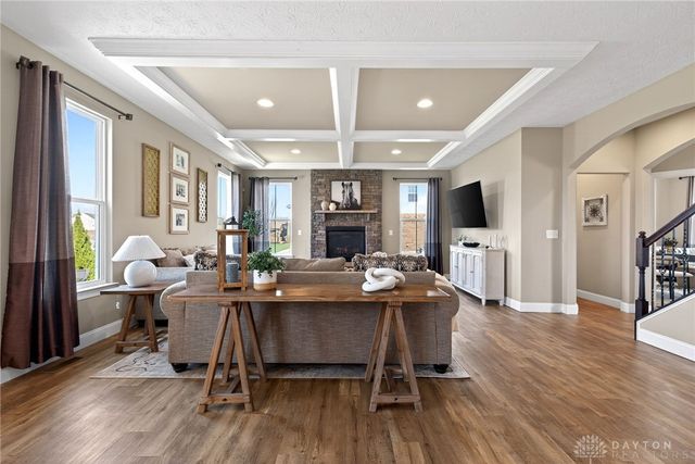 1706 Meadow Creek Court, Centerville, OH 45458