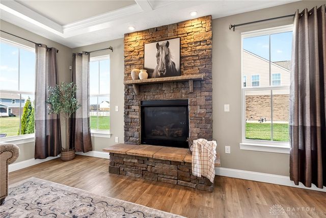 1706 Meadow Creek Court, Centerville, OH 45458