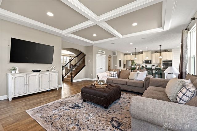 1706 Meadow Creek Court, Centerville, OH 45458