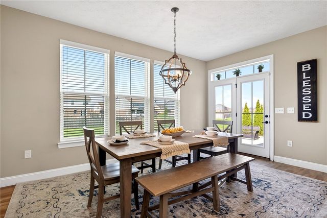 1706 Meadow Creek Court, Centerville, OH 45458