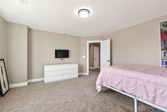 1706 Meadow Creek Court, Centerville, OH 45458