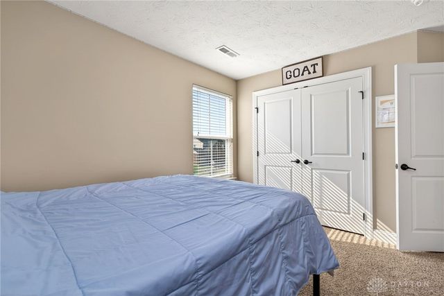 1706 Meadow Creek Court, Centerville, OH 45458