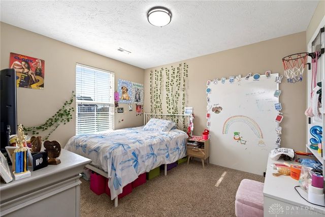 1706 Meadow Creek Court, Centerville, OH 45458