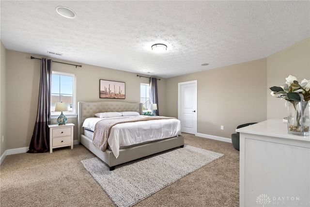 1706 Meadow Creek Court, Centerville, OH 45458