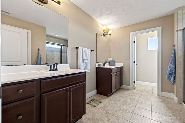 1706 Meadow Creek Court, Centerville, OH 45458