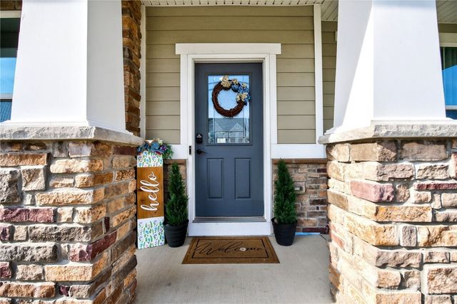 1706 Meadow Creek Court, Centerville, OH 45458