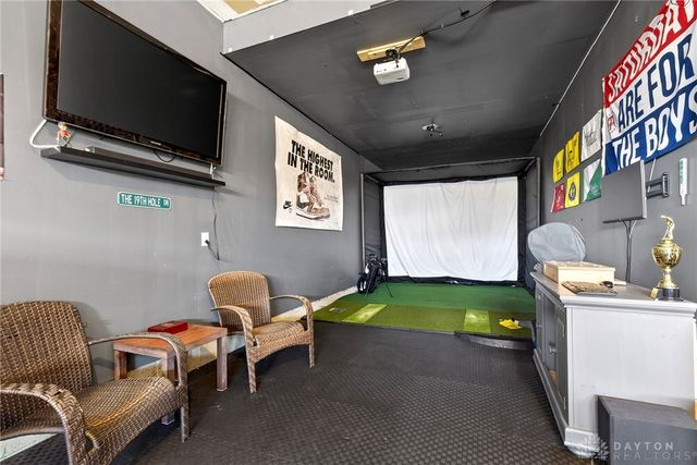 1706 Meadow Creek Court, Centerville, OH 45458