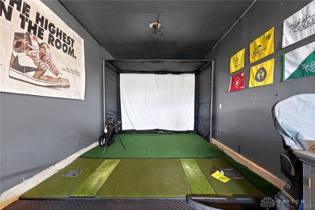 1706 Meadow Creek Court, Centerville, OH 45458