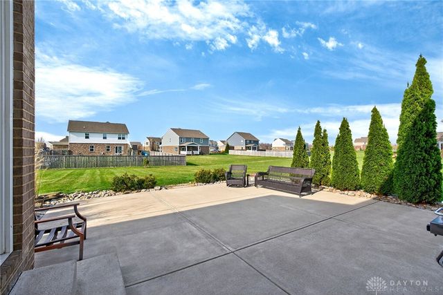 1706 Meadow Creek Court, Centerville, OH 45458